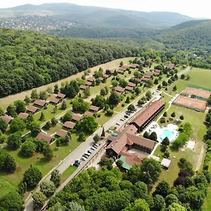 3* Otel Petnehazy