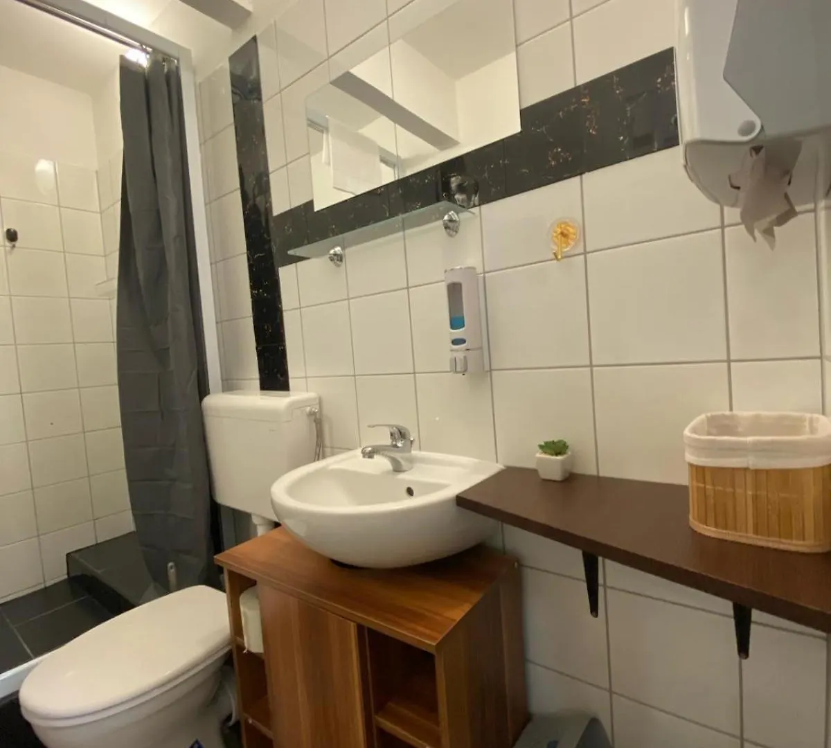 Rest In Allaga Budapest Apartment